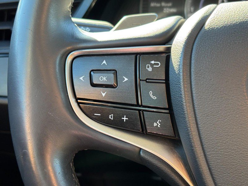 Used 2022 Lexus ES 350 w/ Premium Package FWD image 18