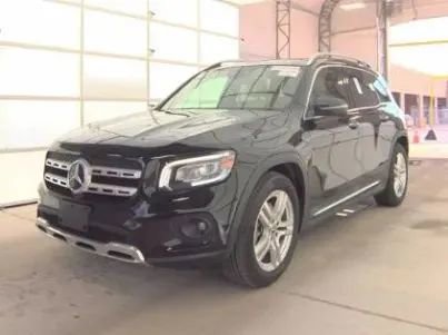 Used 2021 Mercedes-Benz GLB 250 4MATIC w/ Premium Package image 1