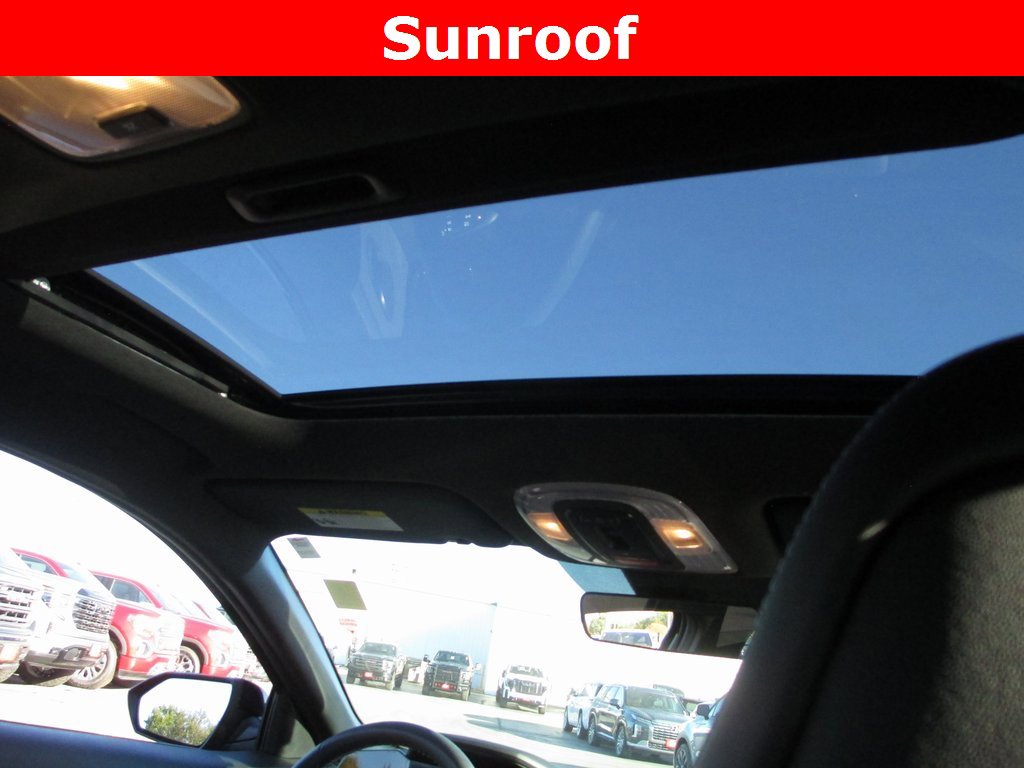 Used 2025 Hyundai Elantra N image 13