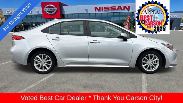Used 2023 Toyota Corolla LE FWD image 2