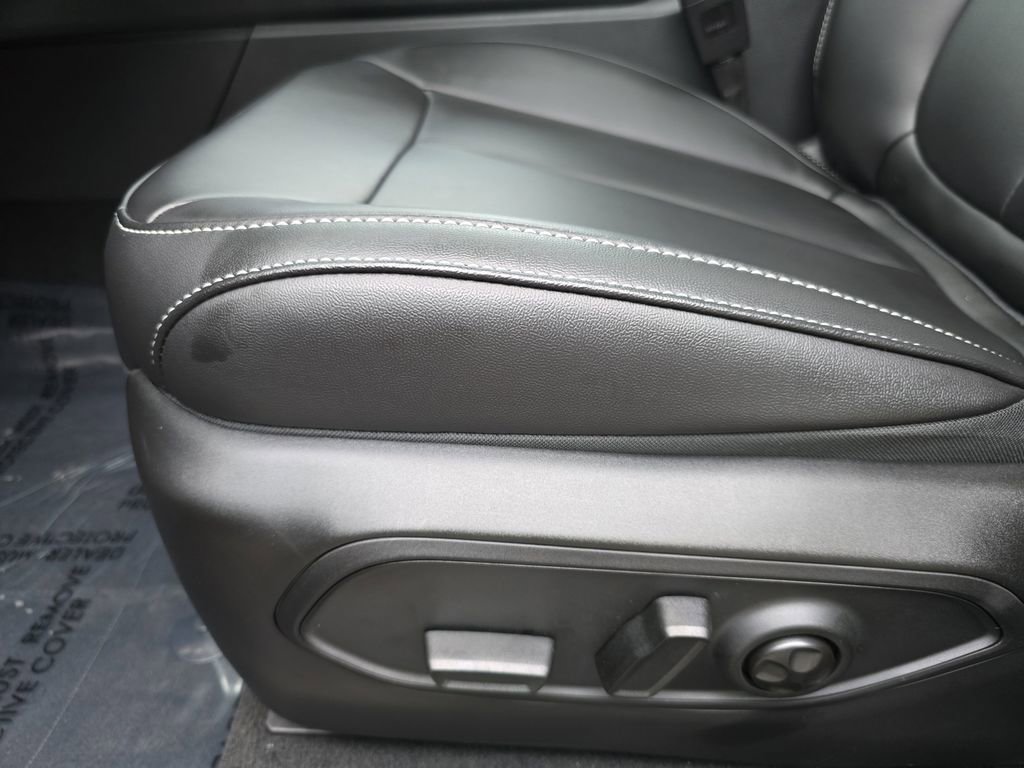 New 2025 Jeep Grand Cherokee L Limited image 30