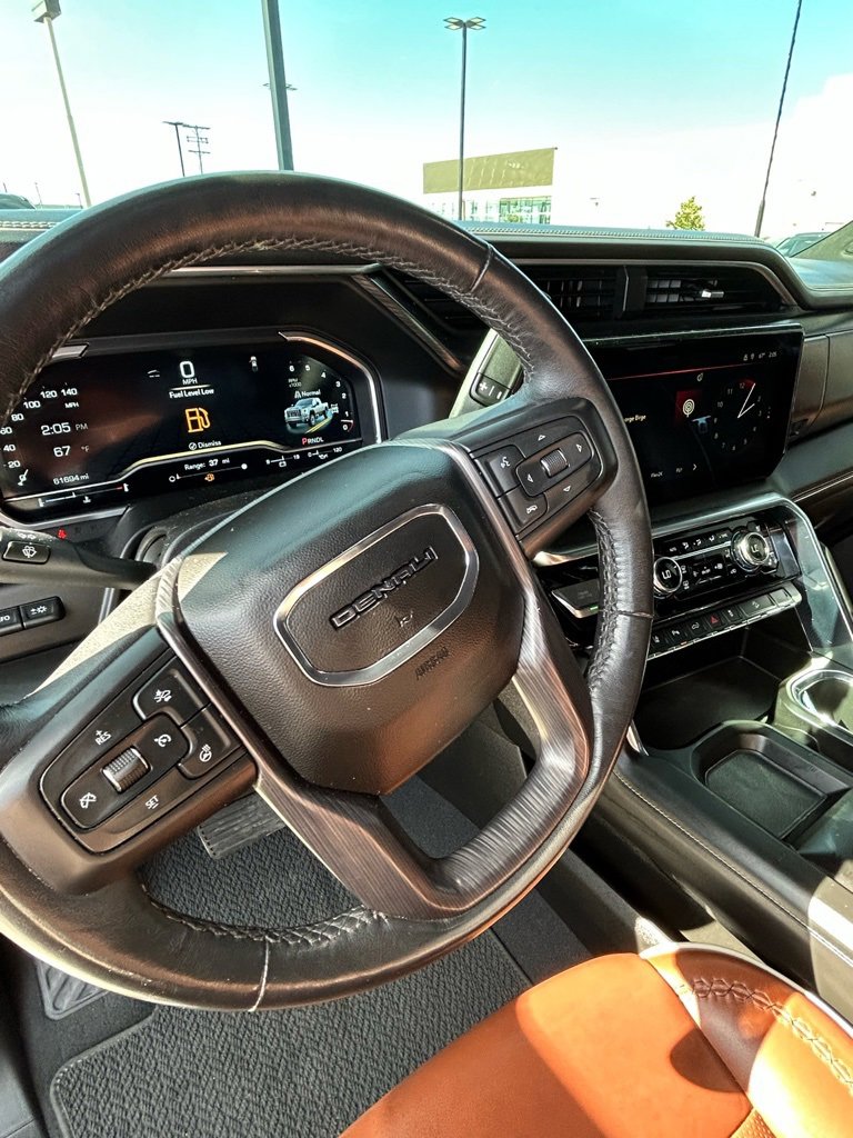 Used 2024 GMC Sierra 2500 Denali Ultimate image 10