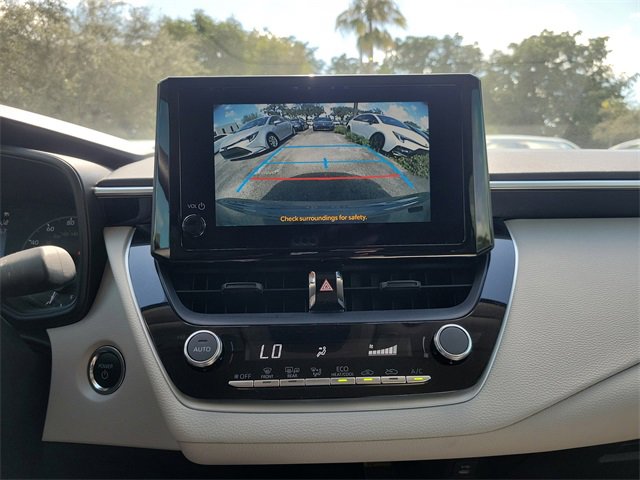 Used 2025 Toyota Corolla LE image 20