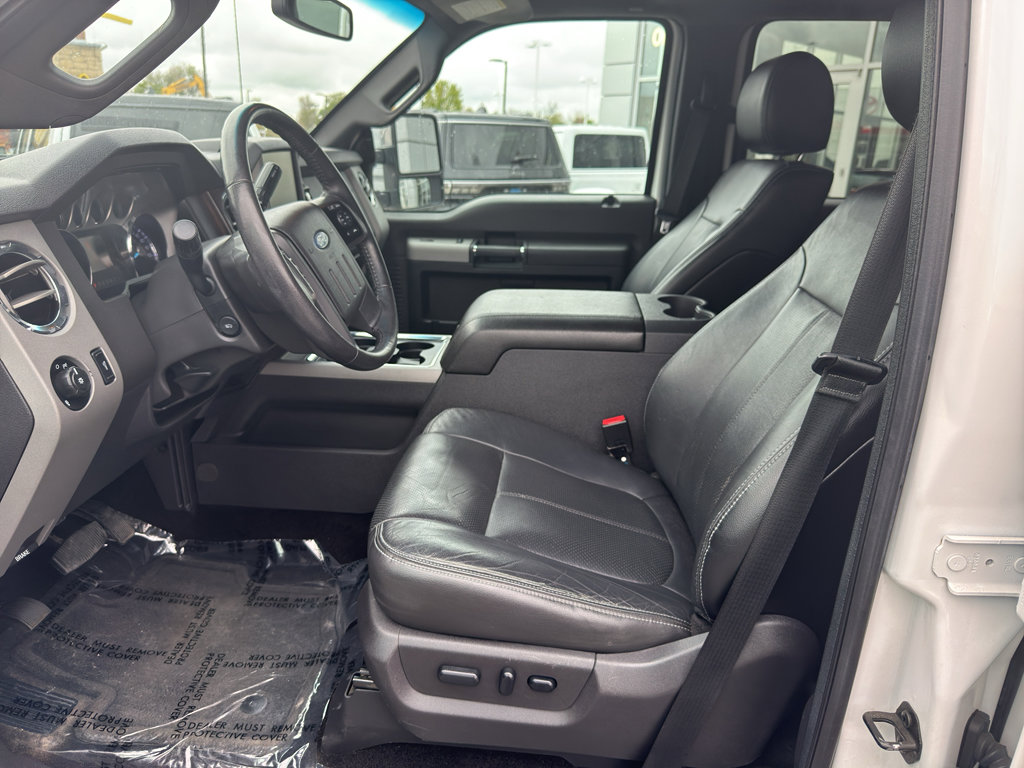 Used 2015 Ford F250 Lariat w/ Lariat Ultimate Package AWD/4WD image 17