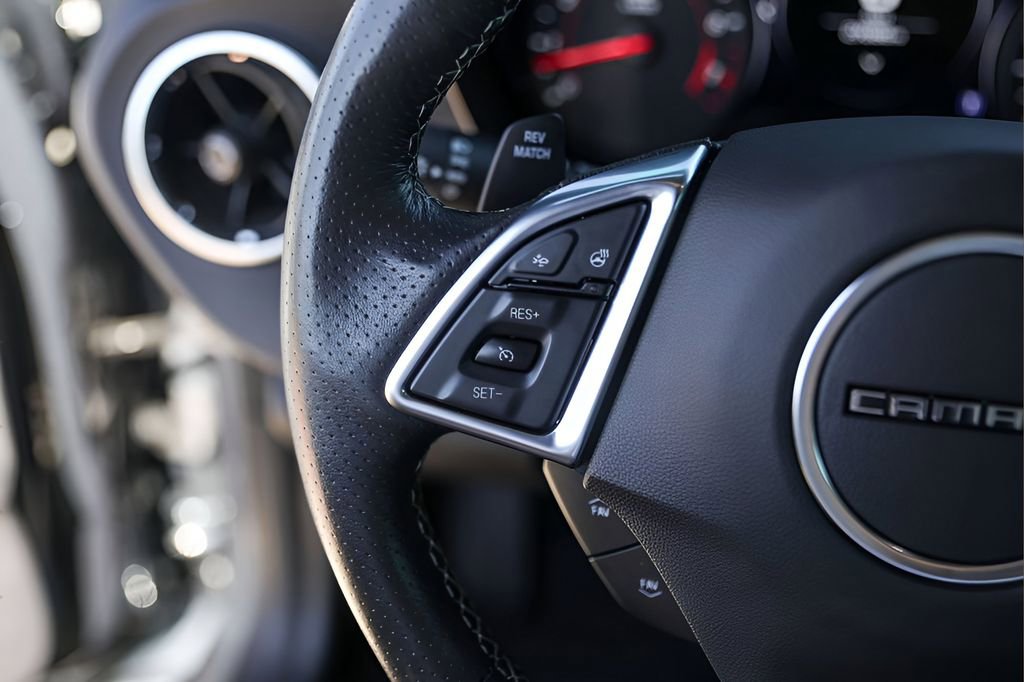 Used 2022 Chevrolet Camaro SS image 16