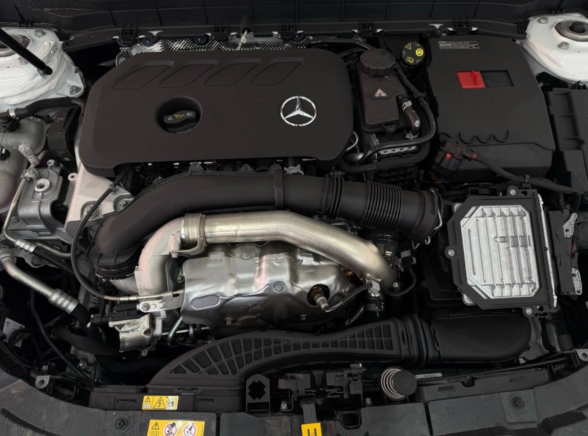 New 2026 Mercedes-Benz GLB 250 4MATIC image 32