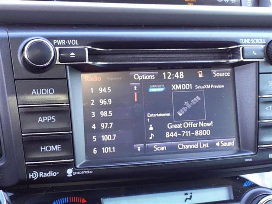 Used 2018 Toyota RAV4 XLE image 19