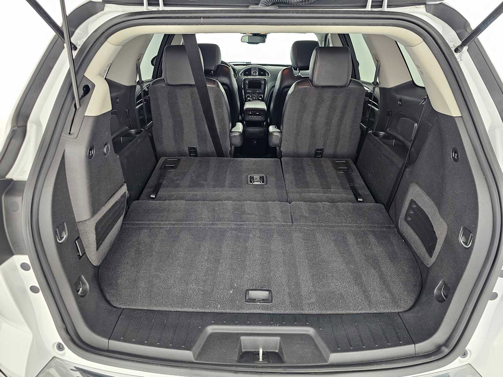 Used 2017 Buick Enclave Premium image 16