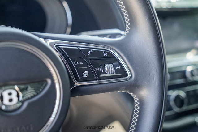 Used 2021 Bentley Bentayga AWD/4WD image 43