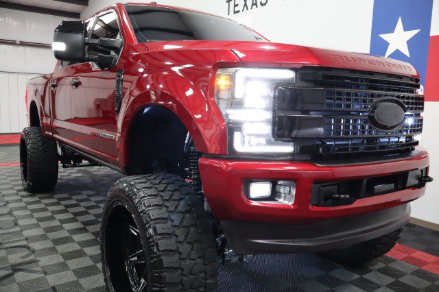 Used 2018 Ford F250 Platinum w/ Platinum Ultimate Package AWD/4WD image 24