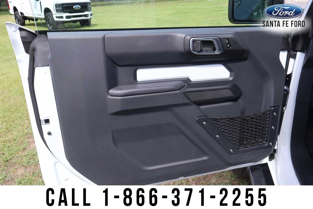 New 2026 Ford Bronco 2-Door w/ Sasquatch Package AWD/4WD image 8
