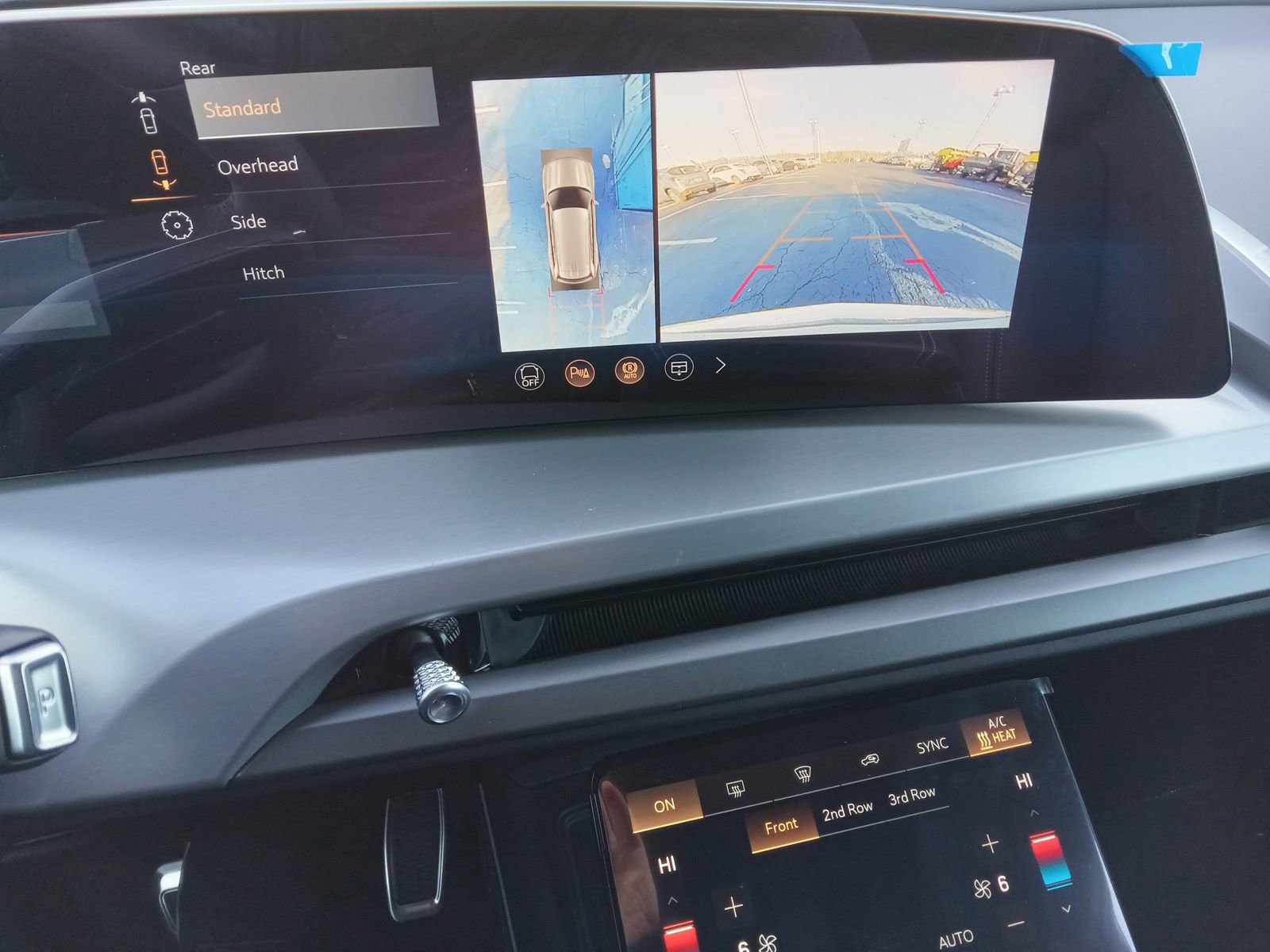 New 2026 Cadillac Vistiq Luxury image 17