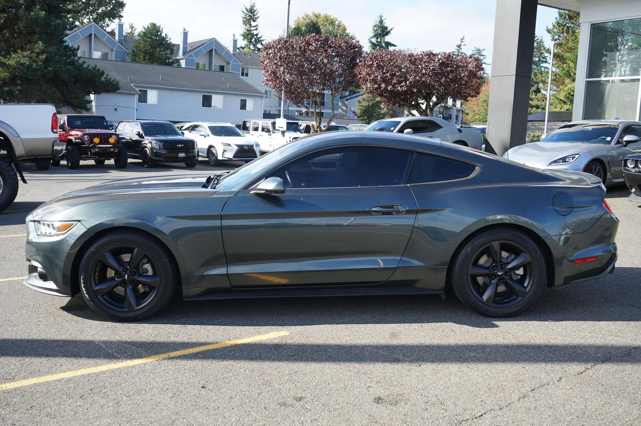 Used 2015 Ford Mustang Coupe w/ Equipment Group 051A RWD image 3