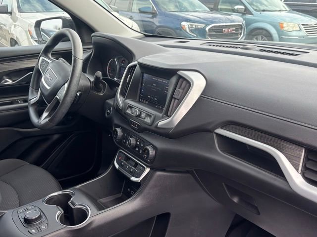 Used 2023 GMC Terrain SLE w/ Driver Convenience Package AWD/4WD image 17