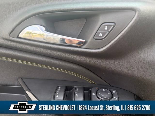 Used 2025 Chevrolet Trax LT FWD image 19