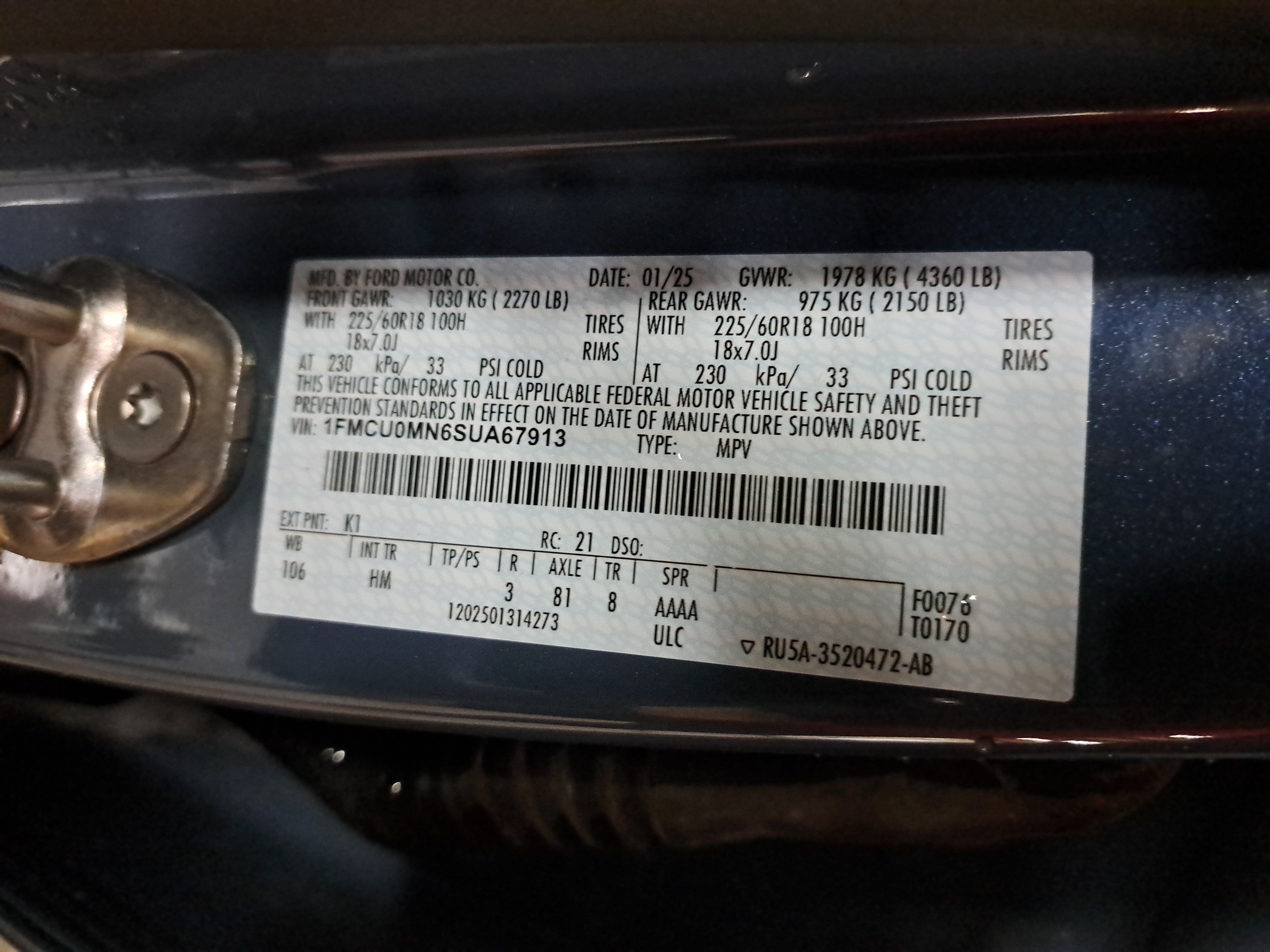 Used 2025 Ford Escape ST-Line FWD image 35