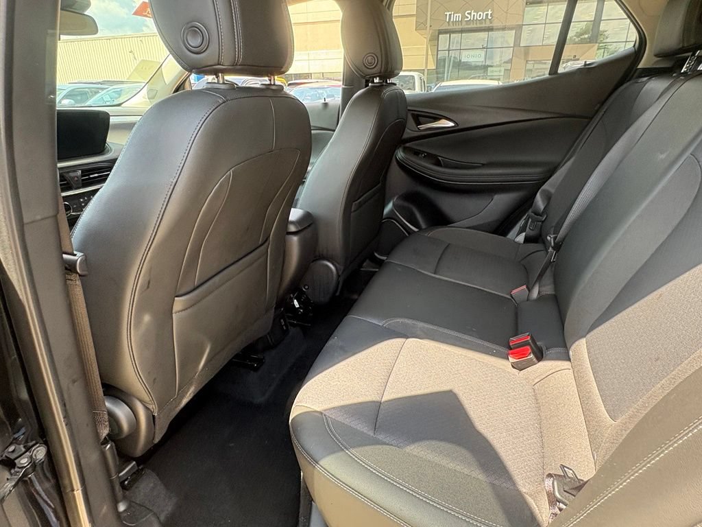 Used 2025 Buick Encore GX Preferred FWD image 19