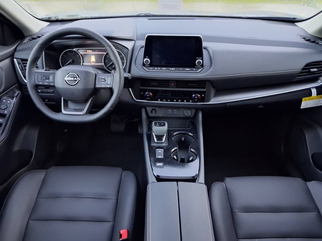 New 2026 Nissan Rogue Dark Armor FWD image 6