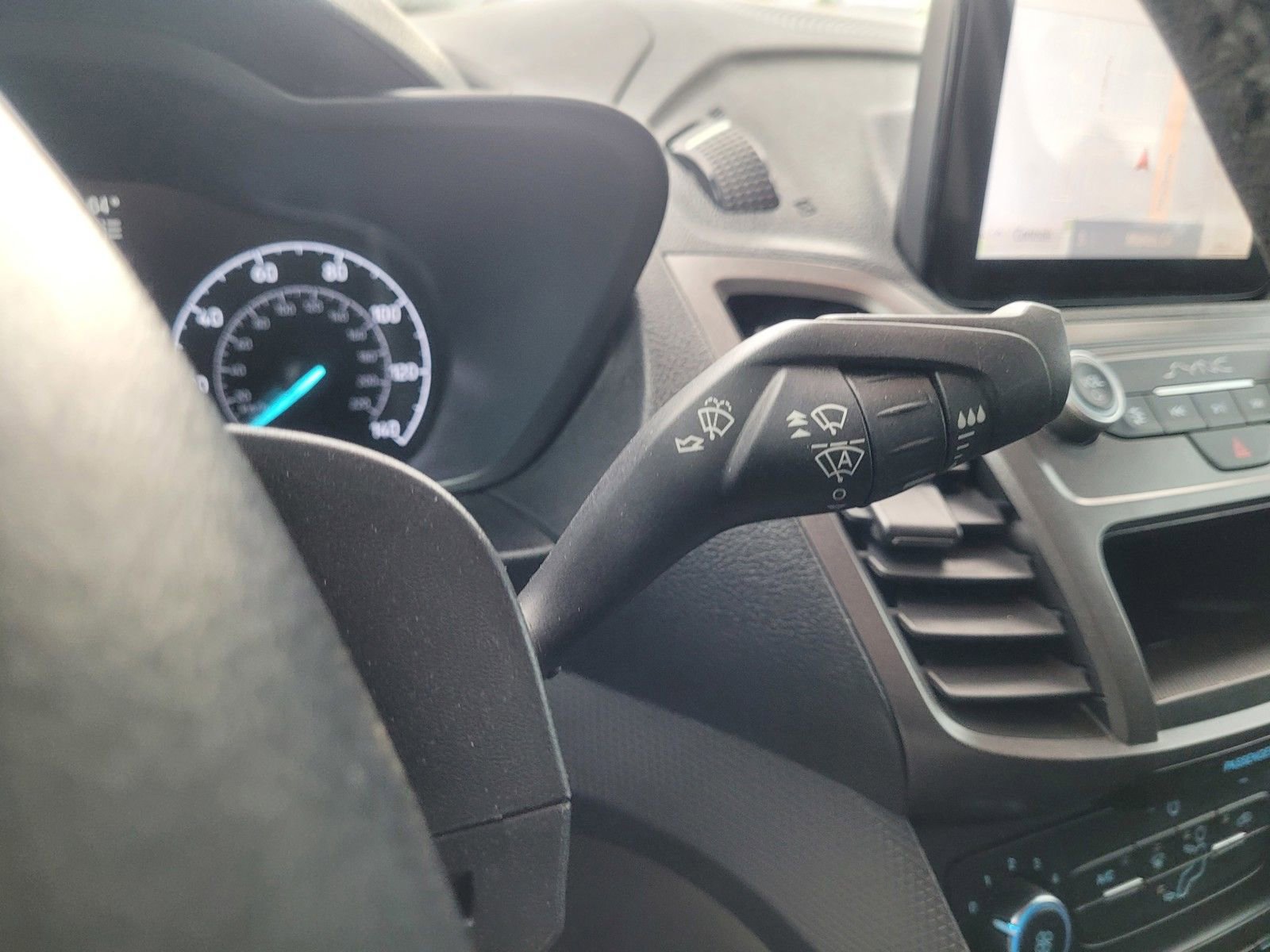 Used 2020 Ford Transit Connect XL FWD image 17