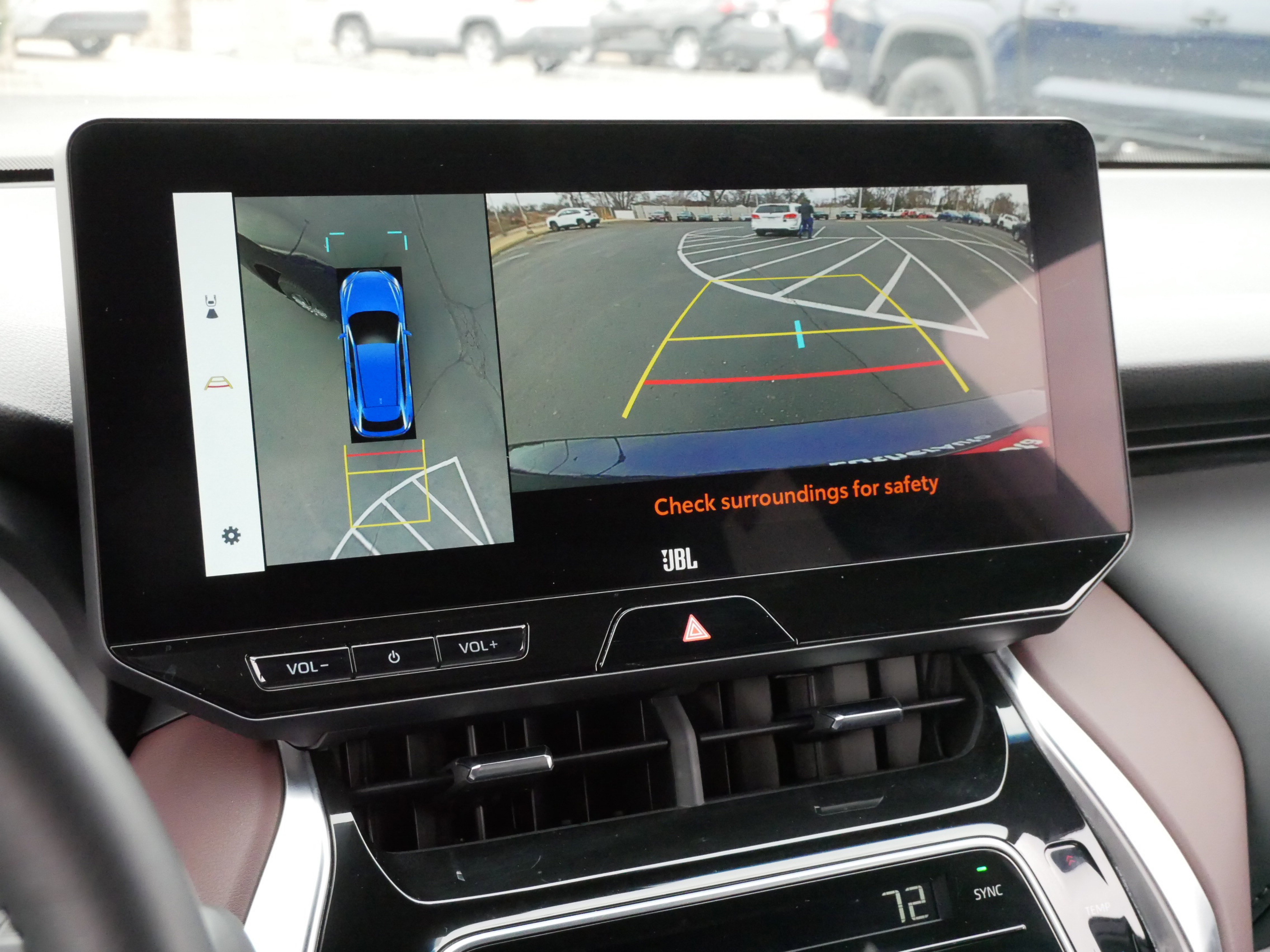 New 2024 Toyota Venza Limited image 31