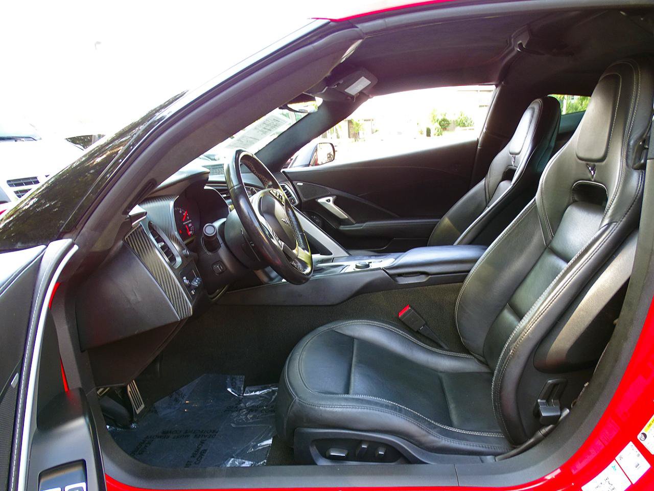 Used 2015 Chevrolet Corvette Stingray Coupe w/ Z51 3LT w/ 3LT Preferred Equipment Group RWD image 20