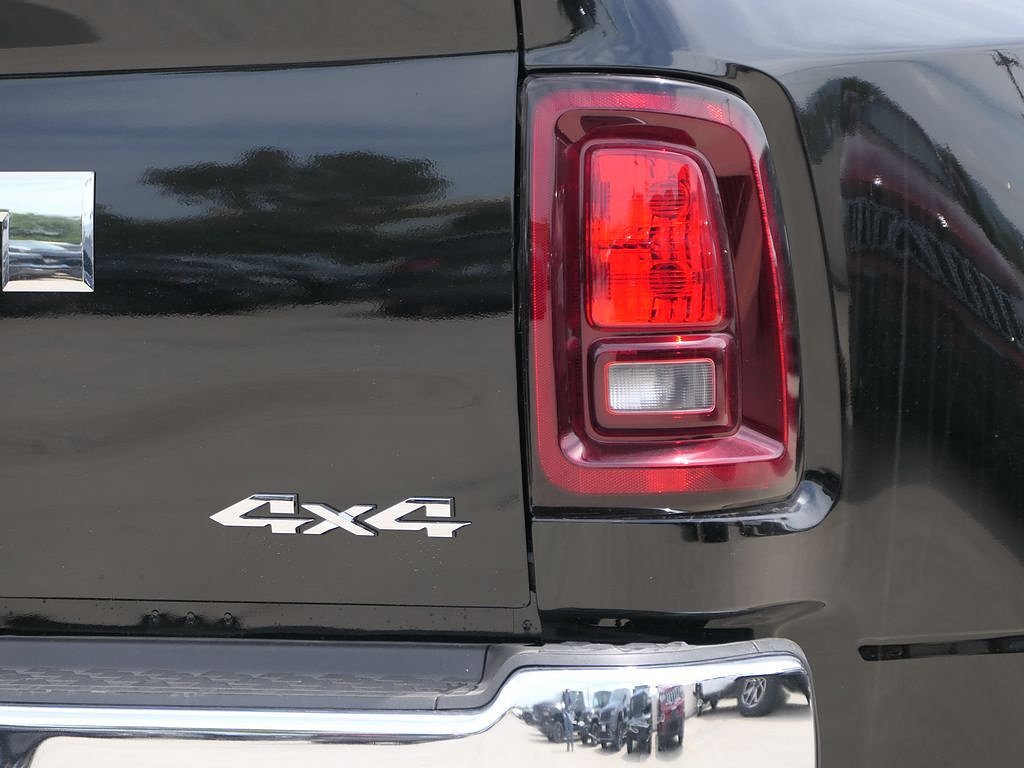 New 2026 RAM 3500 Tradesman AWD/4WD image 4