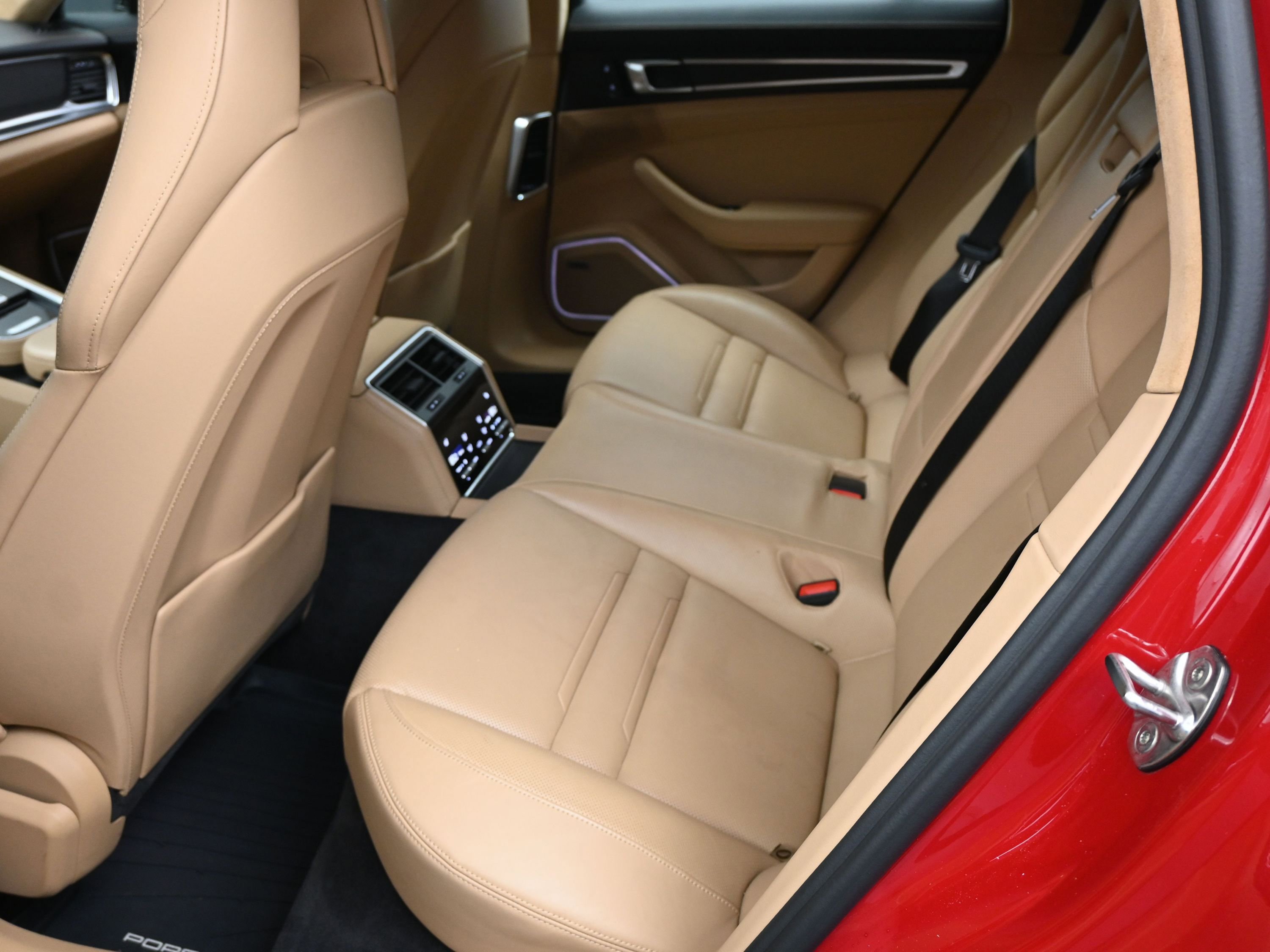 Certified 2023 Porsche Panamera Turbo S image 7