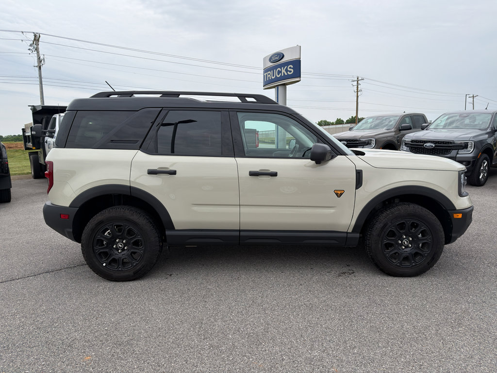 Certified 2025 Ford Bronco Sport Badlands w/ Badlands Tech Package AWD/4WD image 4