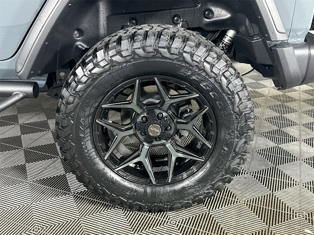 New 2025 Jeep Wrangler Willys image 17