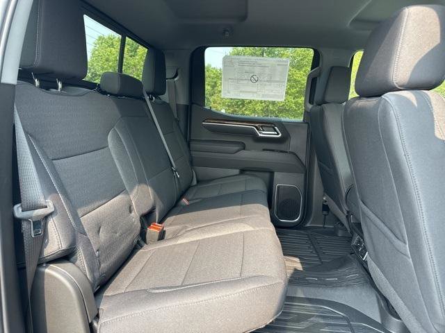 New 2026 GMC Sierra 1500 SLE image 23