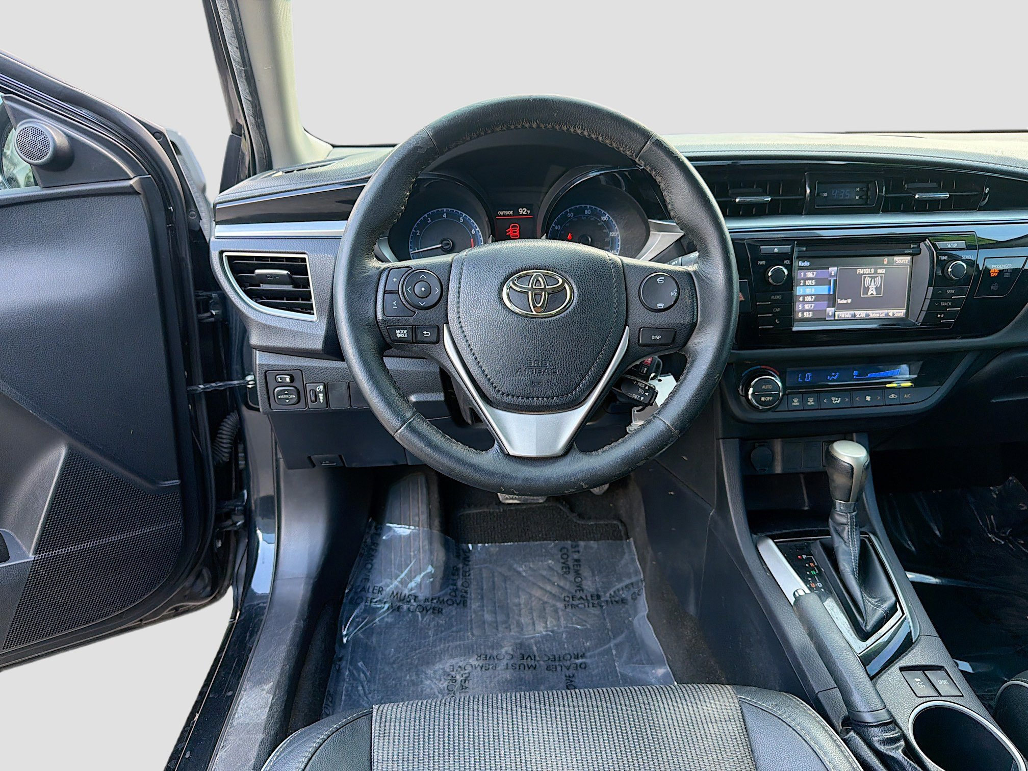 Used 2015 Toyota Corolla S image 16
