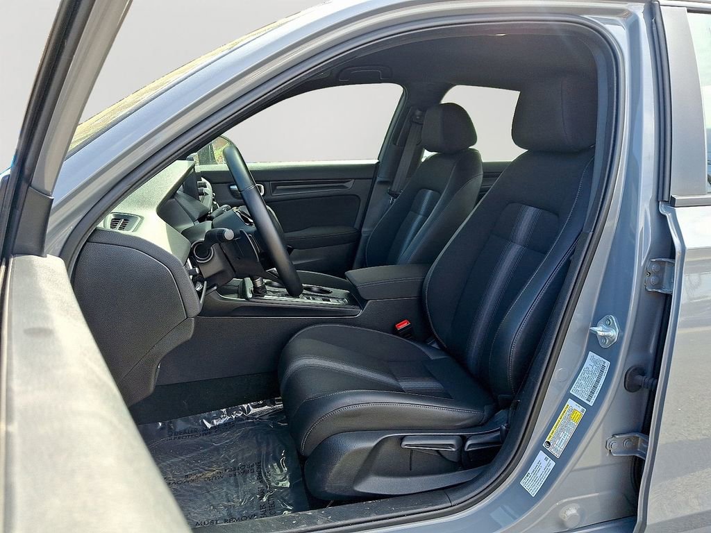 Used 2025 Honda Civic Sport image 13