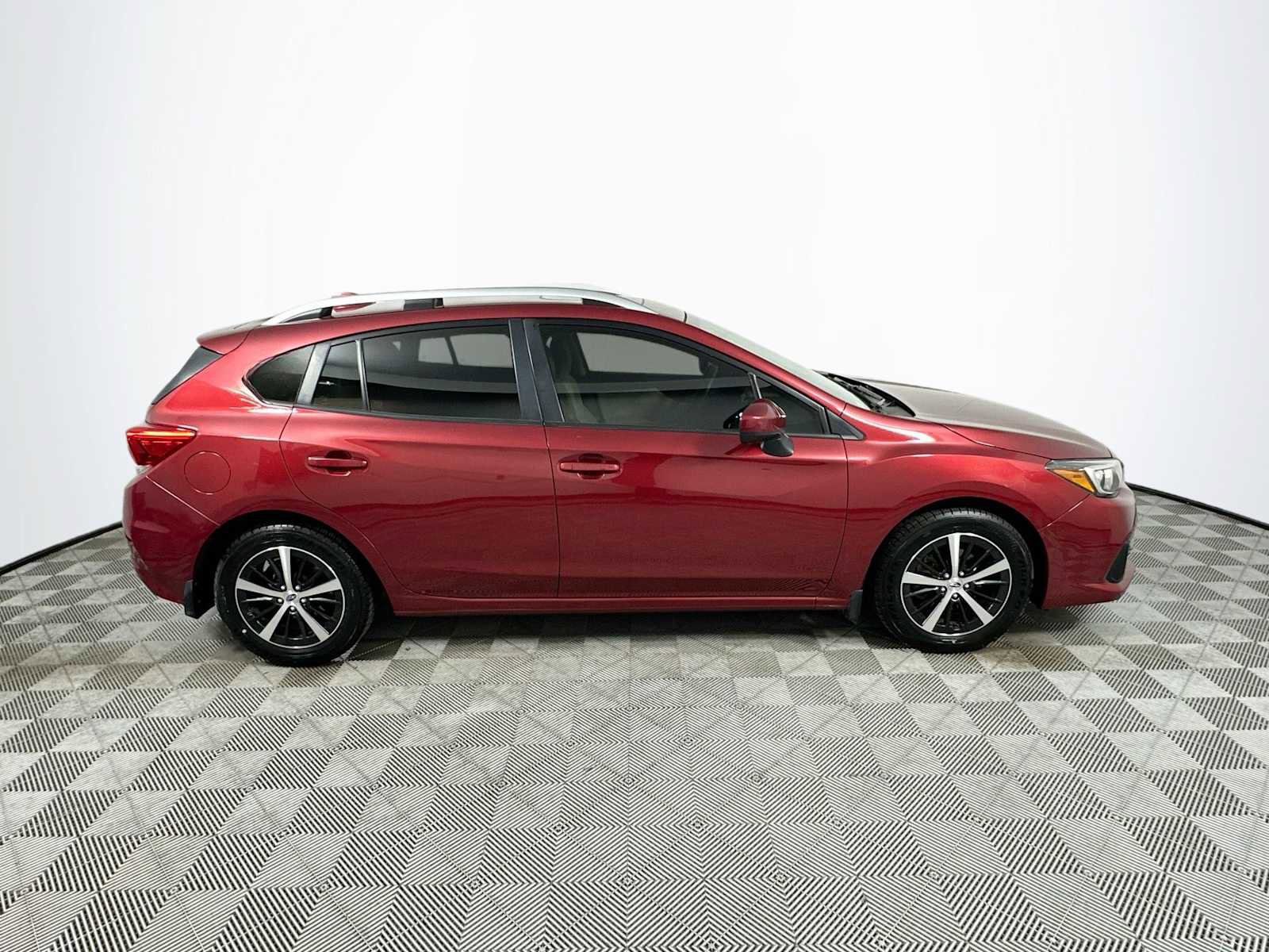 Certified 2022 Subaru Impreza 2.0i Premium AWD/4WD image 8
