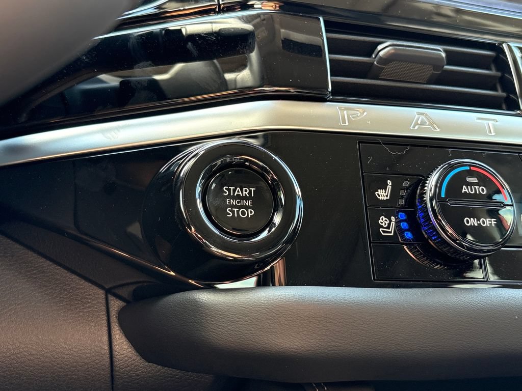New 2026 Nissan Pathfinder Platinum FWD image 14