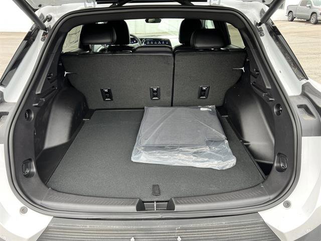 New 2026 Chevrolet Equinox EV LT image 5