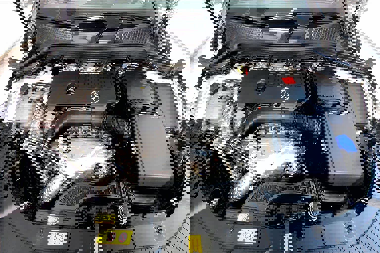 Used 2023 Mercedes-Benz GLA 250 4MATIC image 31