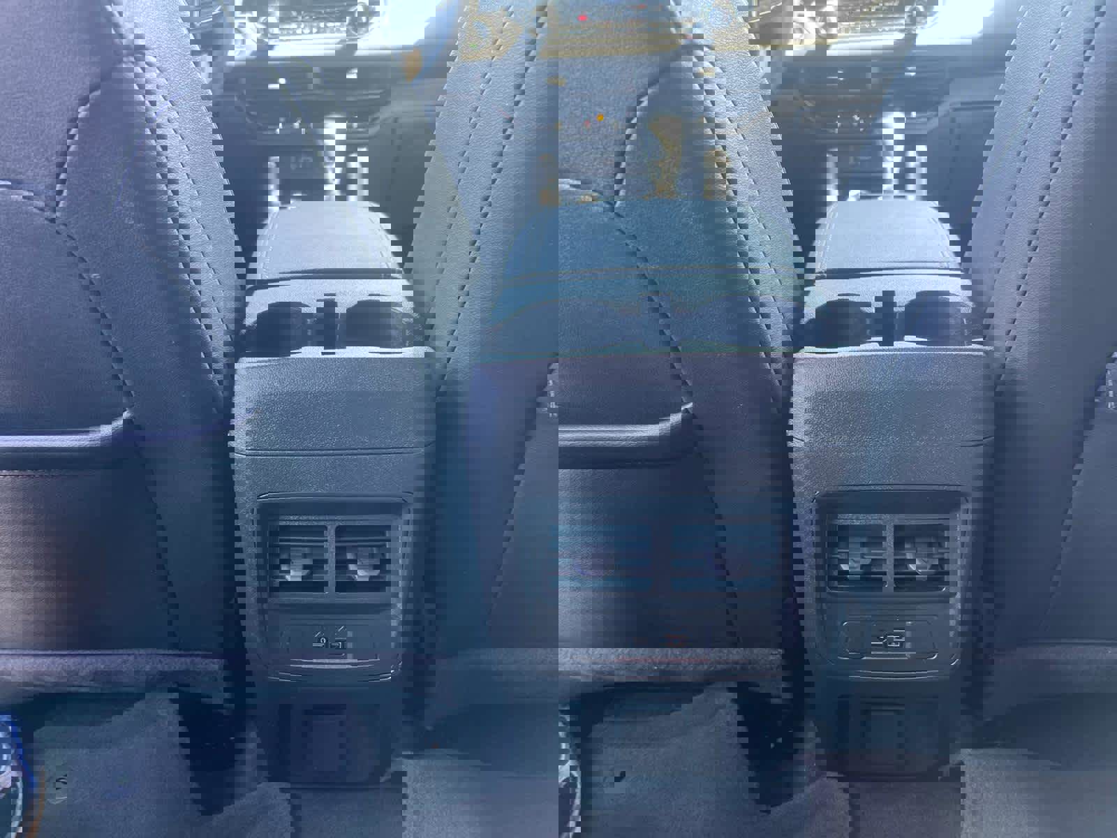 Certified 2024 GMC Canyon Elevation w/ Elevation Premium Package image 30