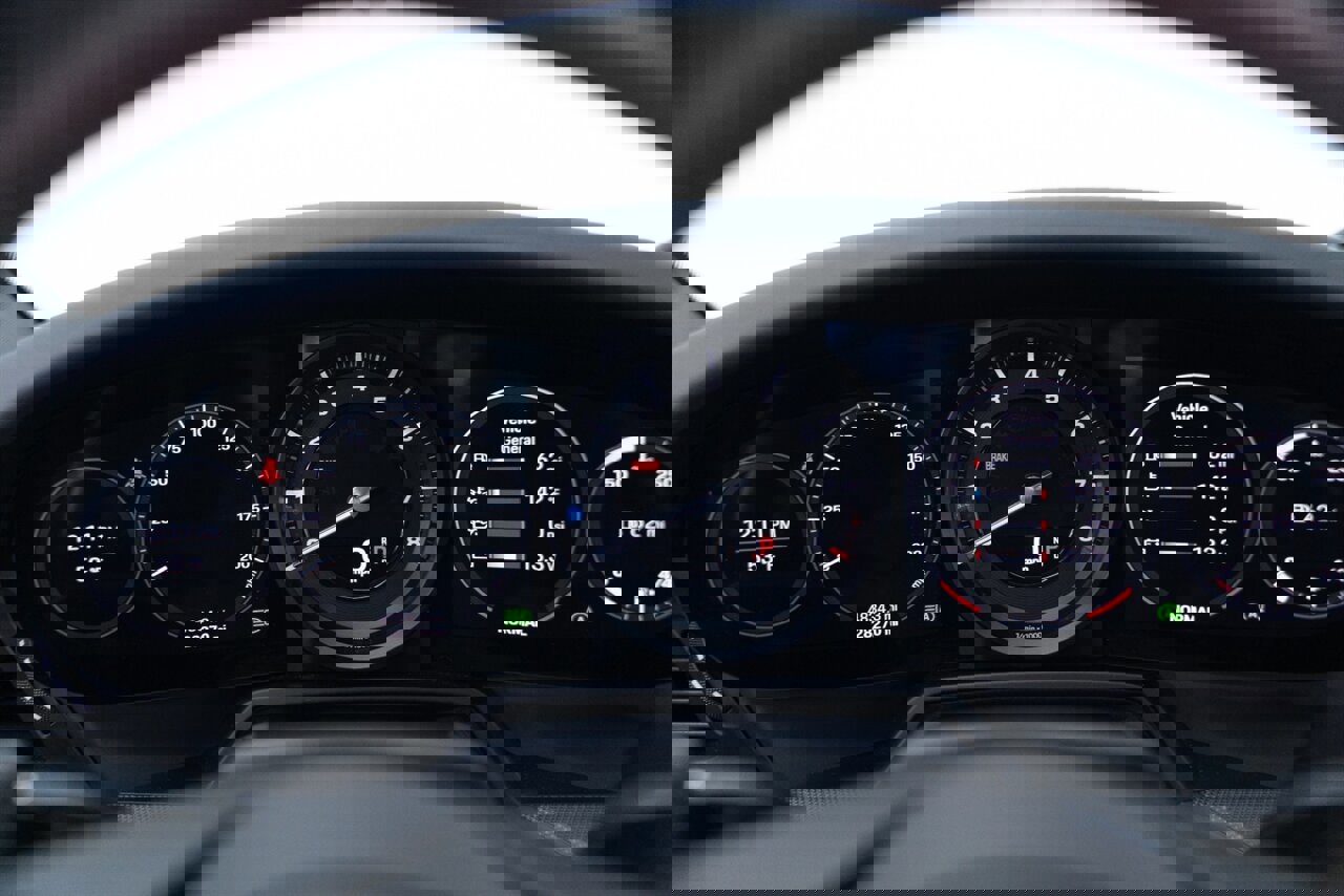 Used 2021 Porsche 911 Carrera 4S image 95