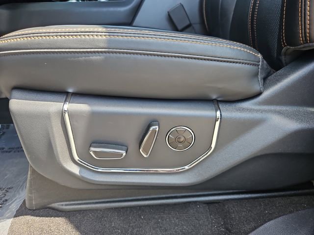 Used 2024 Ford Expedition Max Platinum AWD/4WD image 19
