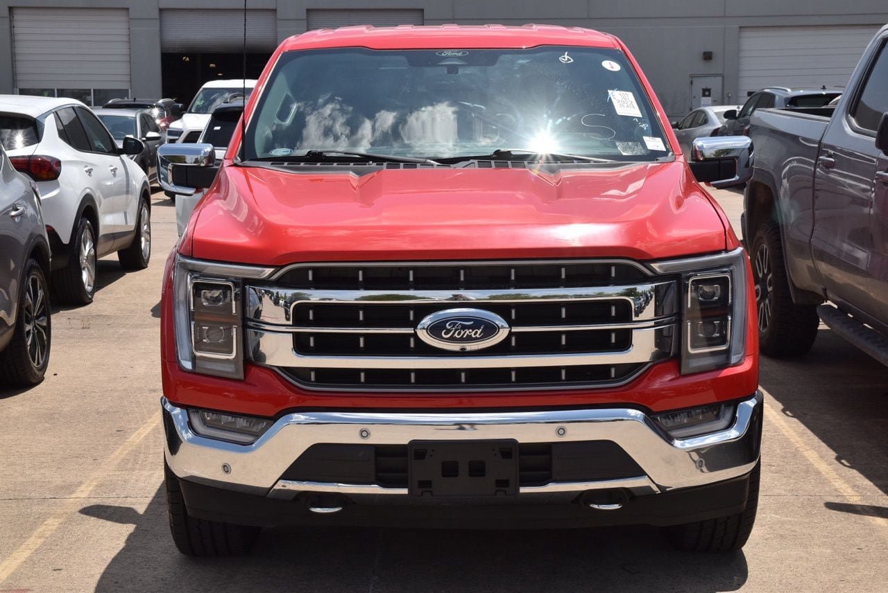 Used 2022 Ford F150 Lariat w/ Equipment Group 502A High AWD/4WD image 3
