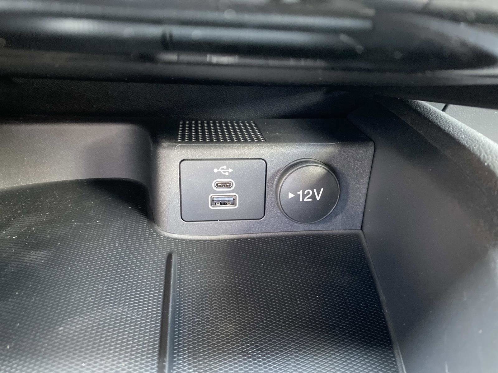 New 2026 Ford Escape ST-Line w/ Tech Pack #1 AWD/4WD image 17