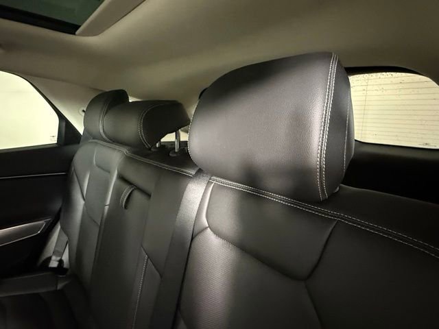 Used 2023 Genesis GV70 2.5T Select w/ Select Package image 30