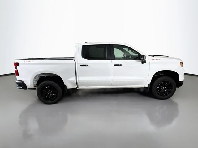 Used 2025 Chevrolet Silverado 1500 LT Trail Boss w/ Convenience Package II AWD/4WD image 9