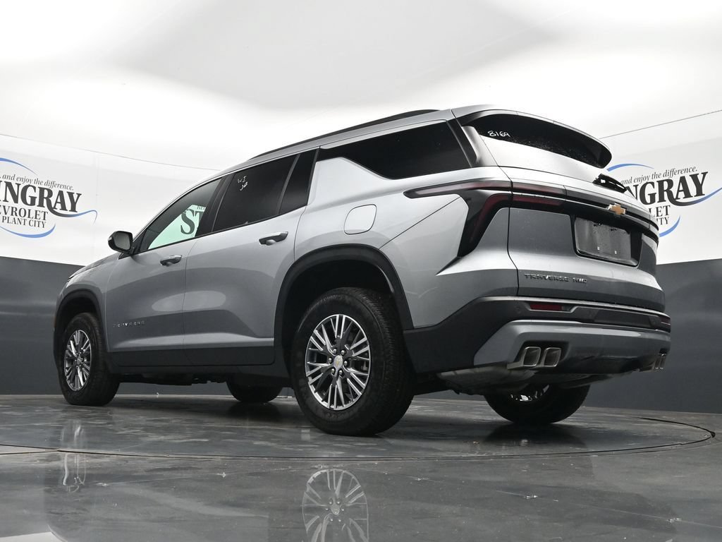 Used 2026 Chevrolet Traverse LT AWD/4WD image 30