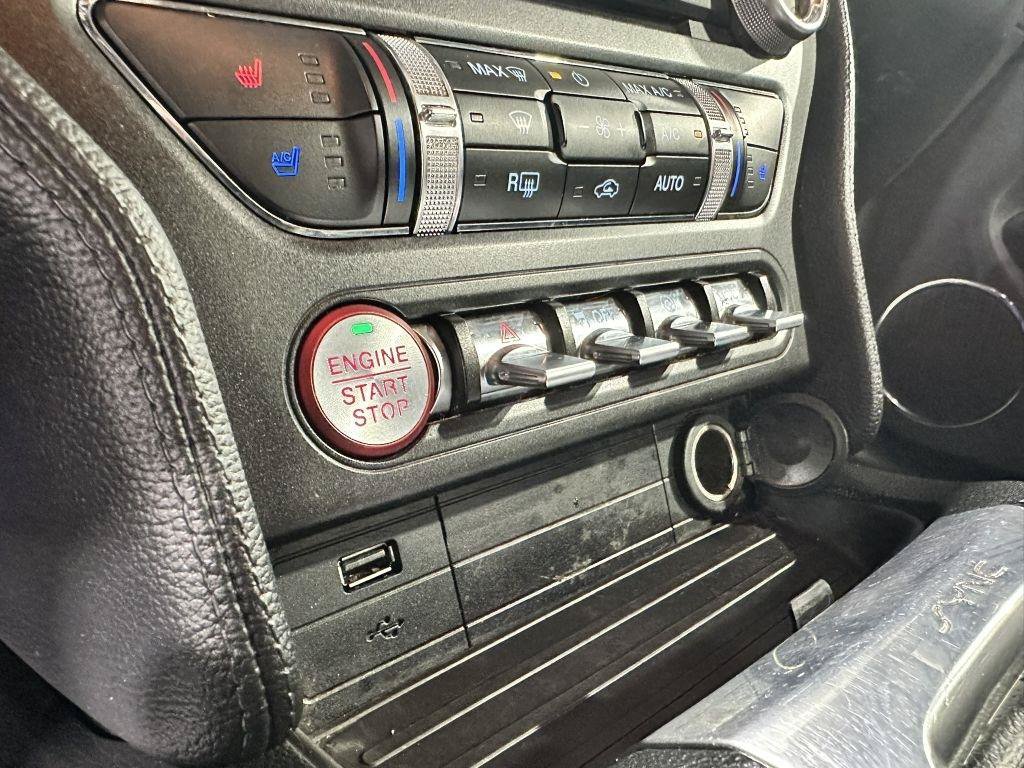 Used 2018 Ford Mustang Premium RWD image 17
