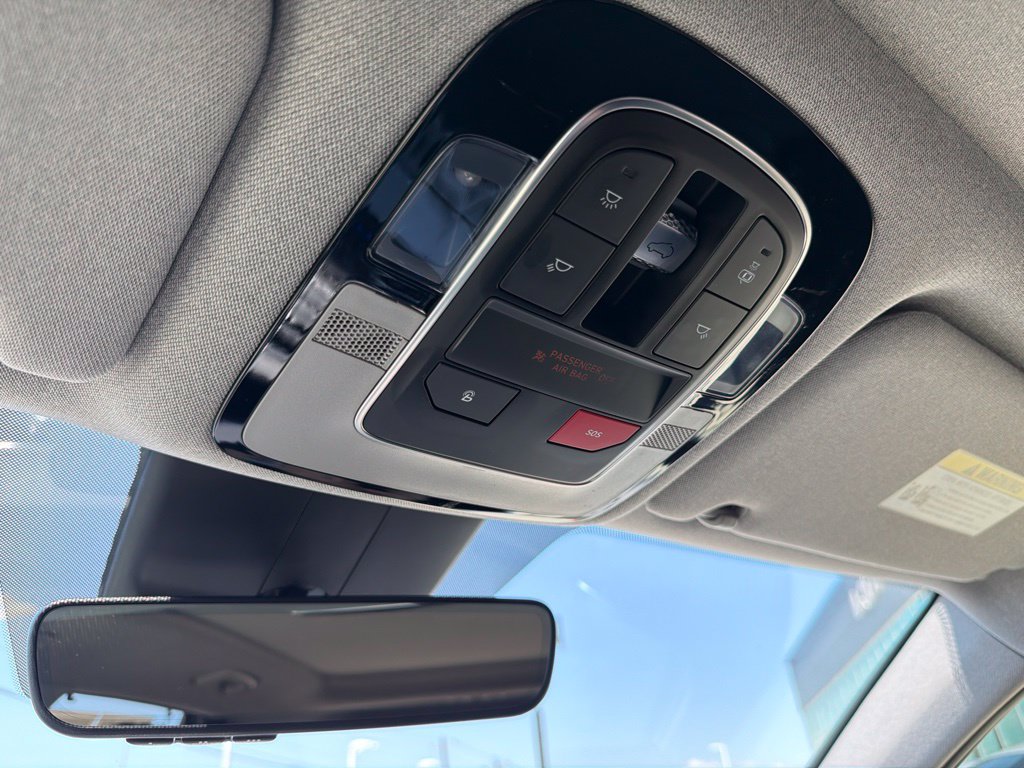 Used 2023 Hyundai Santa Fe Limited FWD image 30