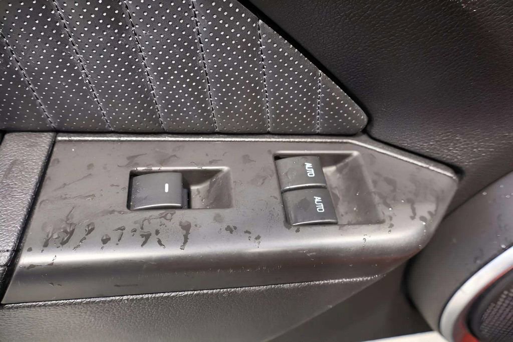 Used 2012 Ford Mustang Shelby GT500 w/ Electronics Pkg image 27