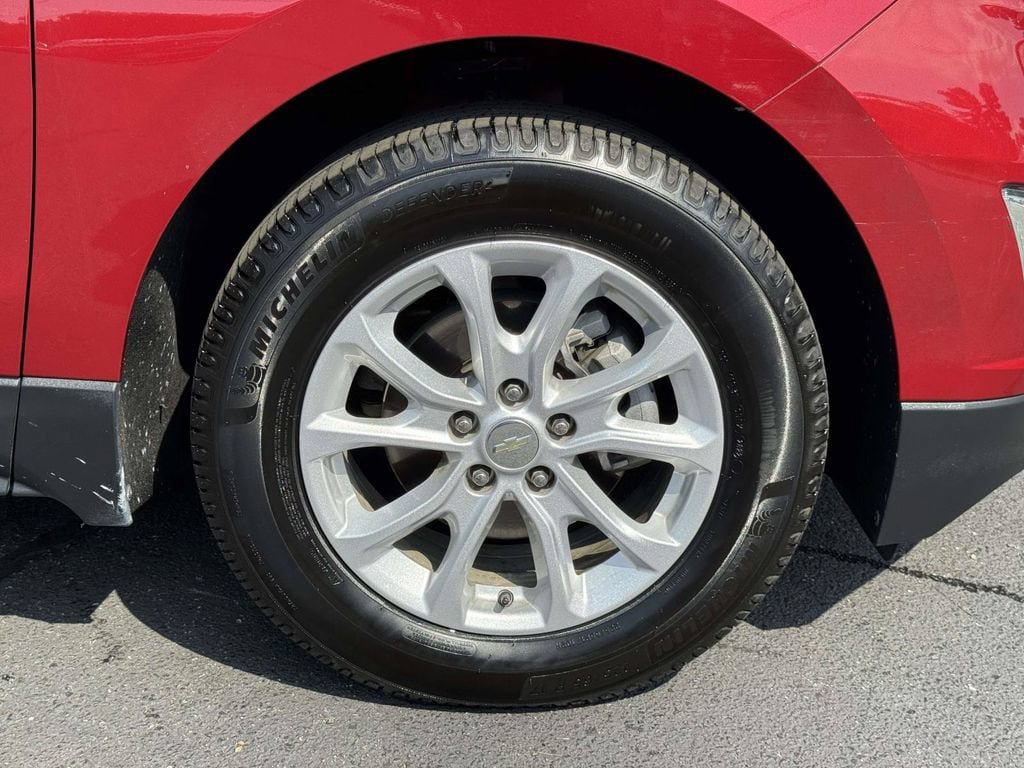 Used 2020 Chevrolet Equinox LT w/ Driver Convenience Package FWD image 28