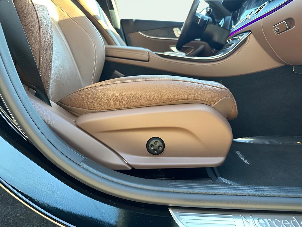 Used 2023 Mercedes-Benz E 350 Sedan image 32