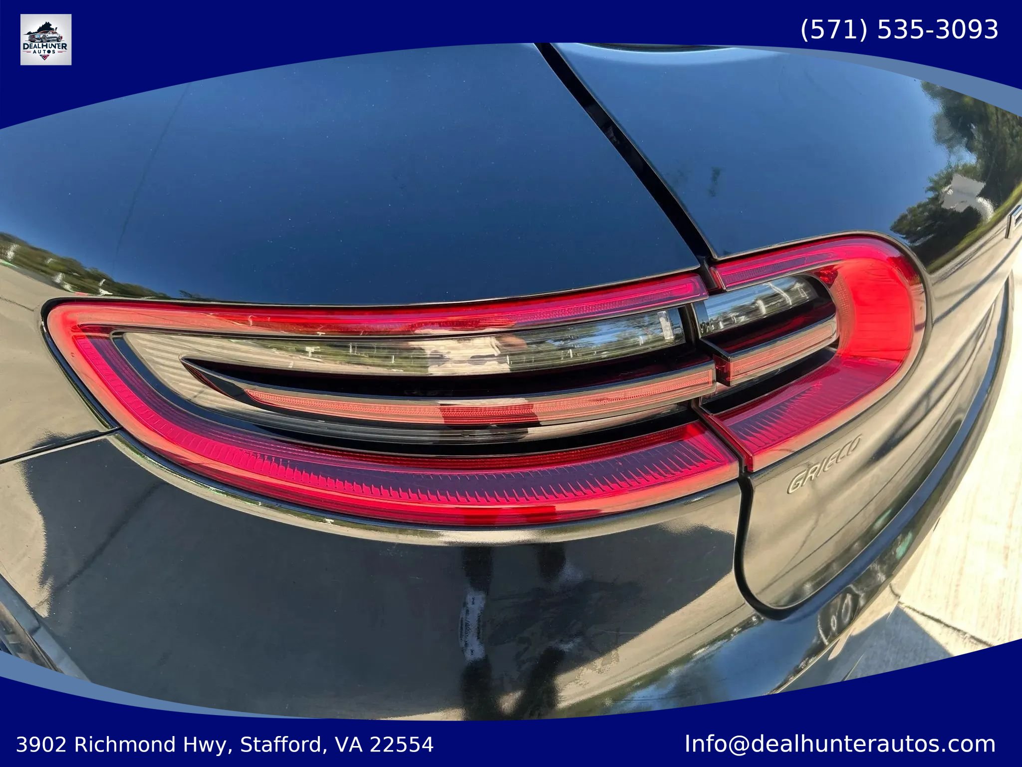 Used 2018 Porsche Macan AWD/4WD image 8